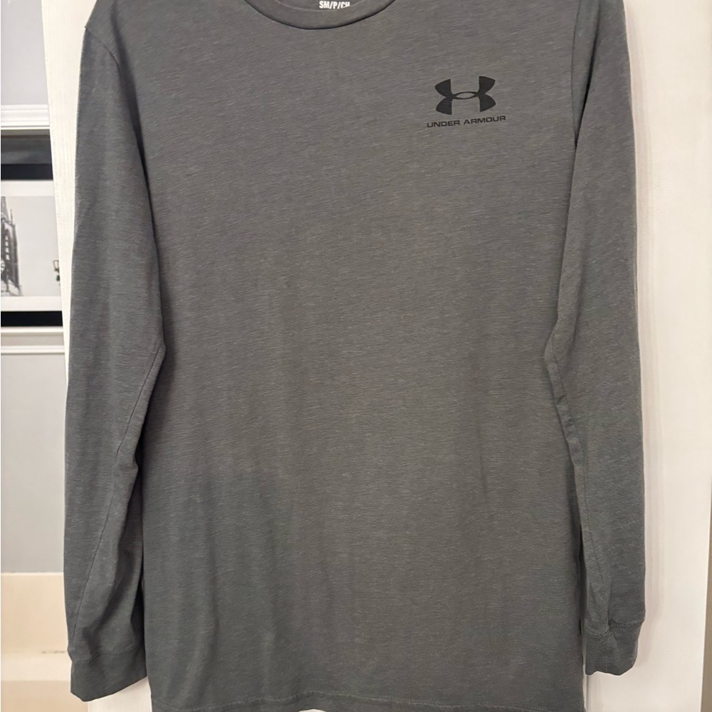 Under Armour Men's Charcoal Long Sleeve Tee